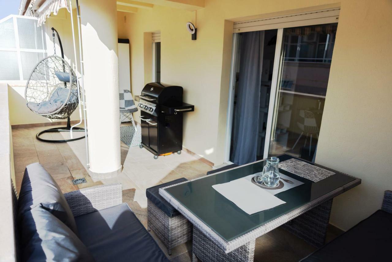 Holiday Penthouse Jardin Торевиеха Екстериор снимка
